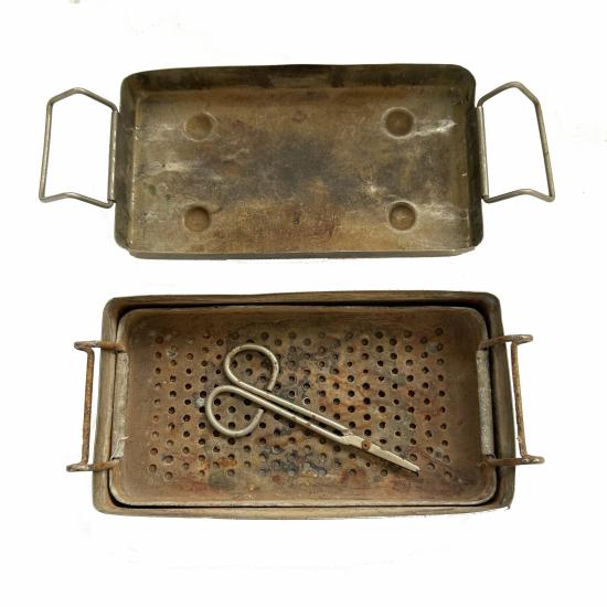 WW2 RAMC Field Steriliser -  Equipment